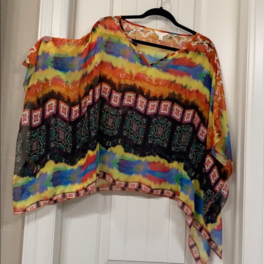Super cool hanky style top!